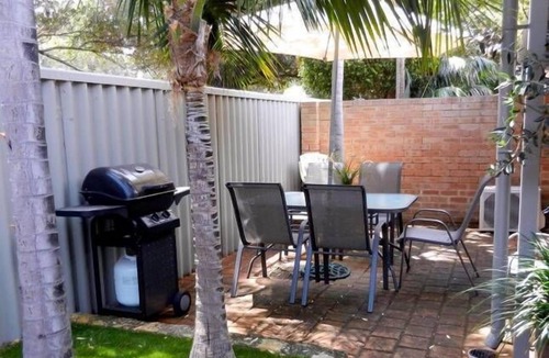 Leederville House | Light and Bright, Modern Villa located in a Quiet Area in Leederville