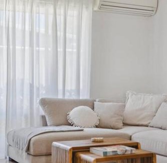 Dawesville House | Light & Bright Pet Friendly Beachside Haven in Old Dawesville