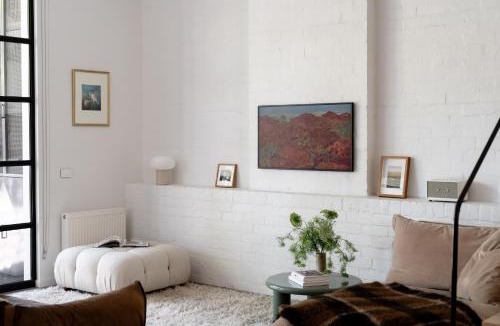 North Melbourne Apartment | Light filled inner city warehouse apartment
