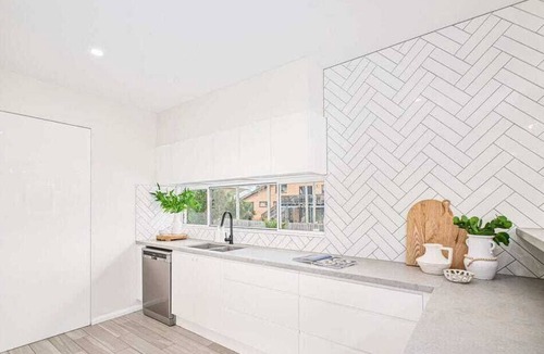 Port Macquarie House | Lighthouse Beach Coastal Bliss - Pool, Beach, Shops, Ideal for families.