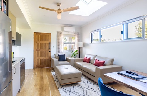 Margaret River Apartment | Lilly Pilly Cottage Margaret River. Quiet and close to town.