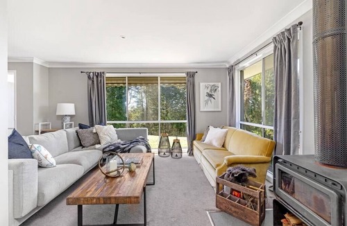 Robertson Cottage | Lilyview Cottage - Robertson