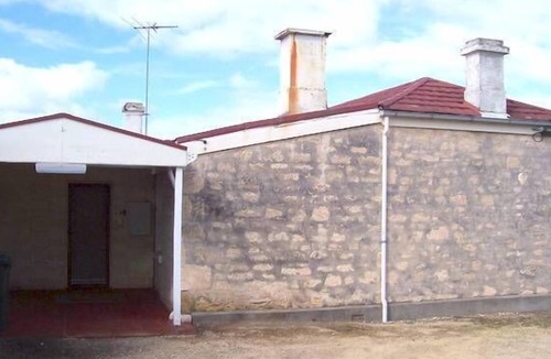 Naracoorte House | Limestone View B&B Naracoorte