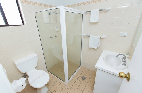 Wagga Wagga Hotel | Lincoln Cottage Motor Inn