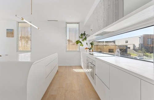Point Lonsdale House | Links view coastal sanctuary with heated pool