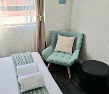 Coogee Hostel | Little Coogee Hotel