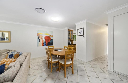 Emerald Beach Apartment | Little Emerald