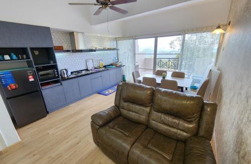 Bukit Fraser House | Little England B3