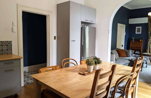 Invermay House | Little Gem City Cottage