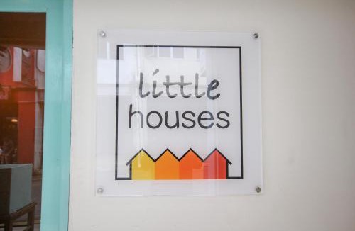 Kampung Lintang Hostel | Little Houses