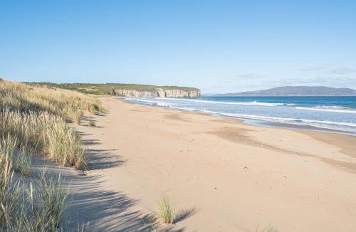 Clifton Beach House | 'Little Secret' Charming Clifton Beach Sanctuary