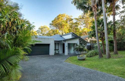 Elizabeth Beach House | Lizzie Bliss