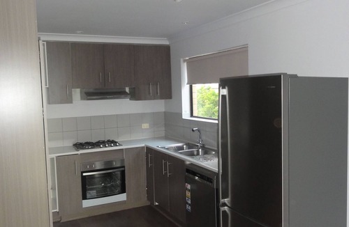 Brompton House | Location, Location, Location and a comfy space townhouse all in one