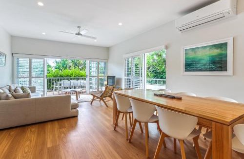 Sunshine Beach Apartment | Location, location, Sunshine Beach