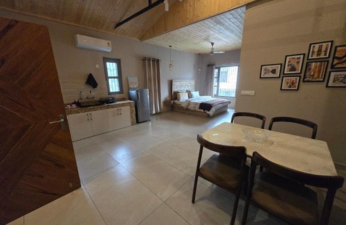 Palampur Apartment | Lofted Peaks