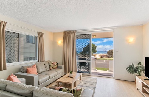 Bilinga Apartment | Longbeach 6 - Beachfront Bilinga - Min. 3 night stays!