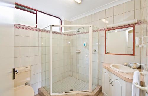 Lorne Hotel | Lorne Coachman Inn