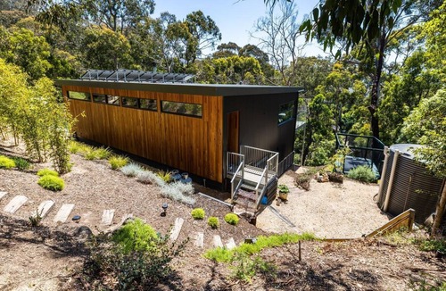 Lorne House | Lorne Hiatus