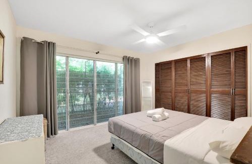 Point Lookout Apartment | Los Nidos Unit 3