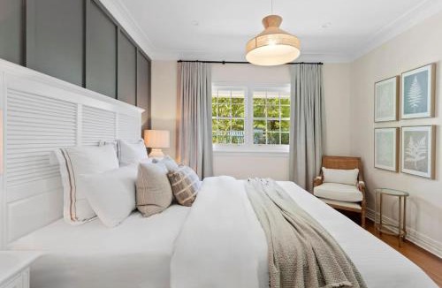 Leura House | Louka Cottage - charming, tranquil and inviting