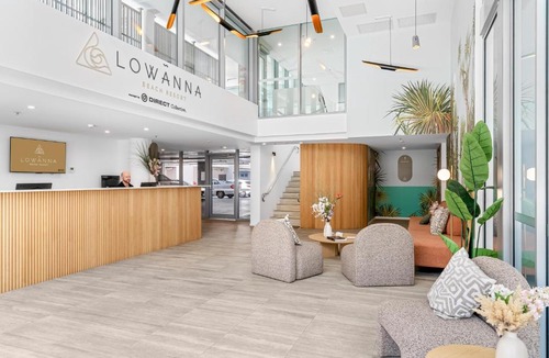 Buddina Hotel | Lowanna Beach Resort Kawana