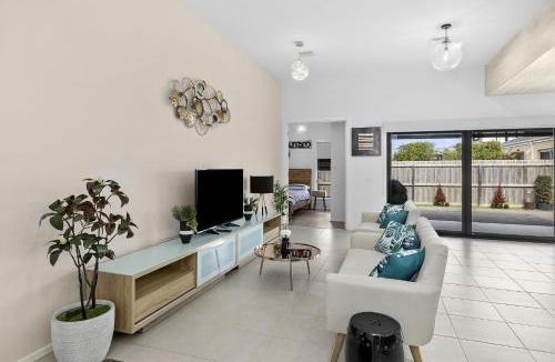 Torquay House | Lowtide Five Bedroom 22