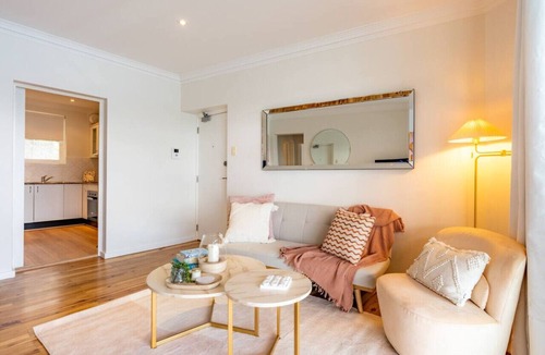 Kirribilli Apartment | LTL - Best Harbour Views Sydney!