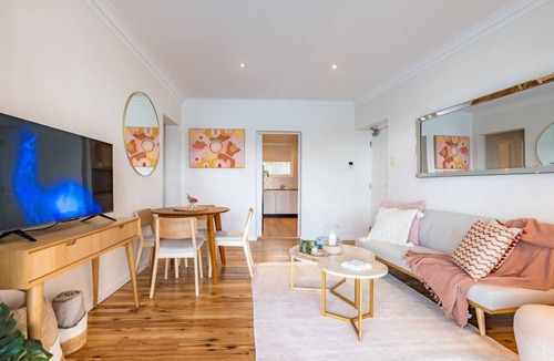 Kirribilli Apartment | LTL - Best Harbour Views Sydney!