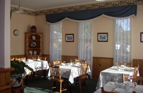 Latrobe Bed & Breakfast | Lucinda B&B