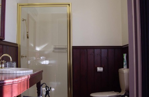 Latrobe Bed & Breakfast | Lucinda B&B