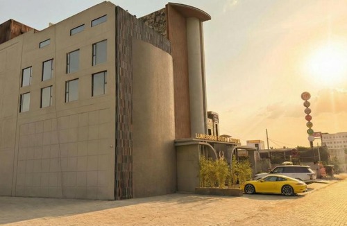 Moga Hotel | Lumeirrah Suites