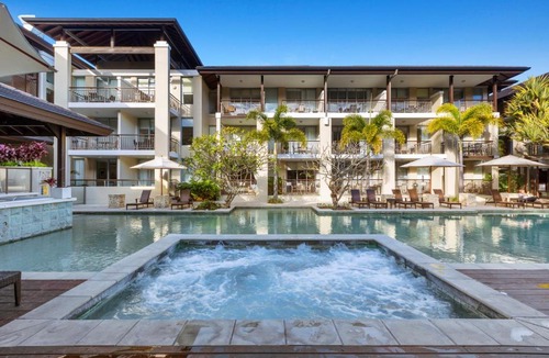 Casuarina Apartment | Luxe King Studio Apartment in Santai Resort