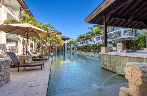 Casuarina Apartment | Luxe King Studio Apartment in Santai Resort