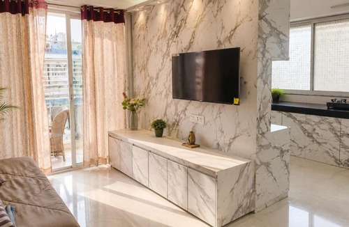 Aundh Apartment | LuxeBnb - The Sage Studio Room