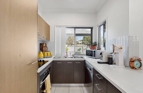 Underwood House | Luxurious 3-bedroom townhouse with pool