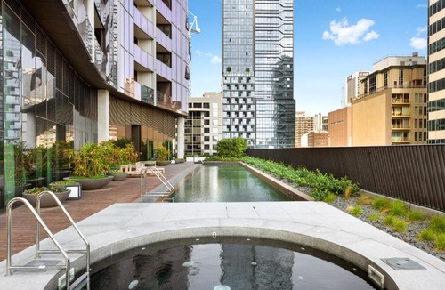Melbourne Central Business District Apartment | Luxurious charming 2b apartment and Breathtaking views