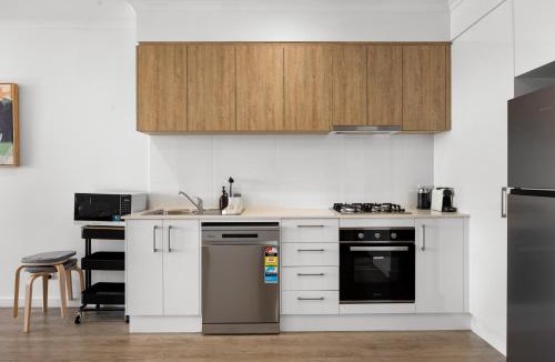 Prospect Apartment | Luxury 2BR & Sofa Bed Apartment in the Heart of Prospect