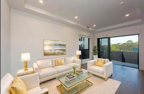 Rouse Hill Villa | Luxury 5 Bedroom Rouse Hill Home