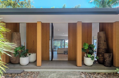 Hamilton Island House | LUXURY 7 BEDROOM PRIVATEE ESTATE WITH POOL