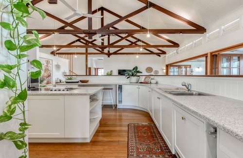 Kewarra Beach House | Luxury Beachfront Home | Cairns Northern Beaches