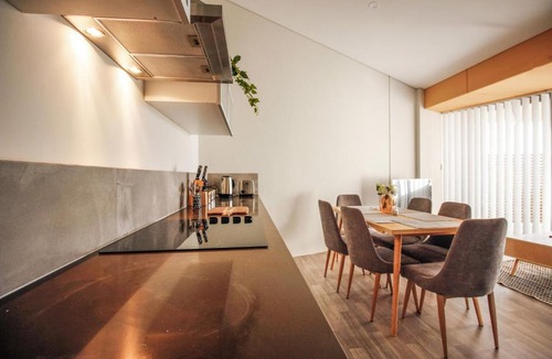Cannington Apartment | Luxury Cannington Apartment
