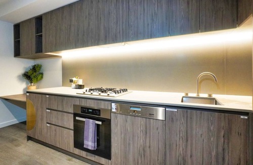 Adelaide Central Business District Apartment | Luxury City Zen Apt - Rundle Mall - Gym - BBQ