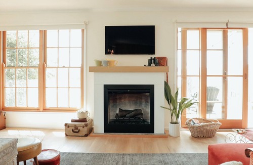 Highton Apartment | Luxury Couples' Retreat Beside the Beautiful Barwon River