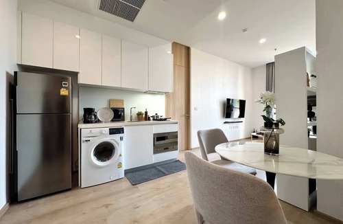 Khlong Toei Nuea Apartment | Luxury five star Condo Asoke Sukumvit, Downtown area, one large bed room