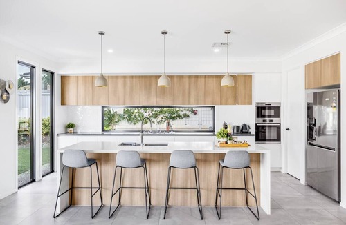 Cannon Hill House | Luxury Golf Course Home w/Theater at Cannon Hill