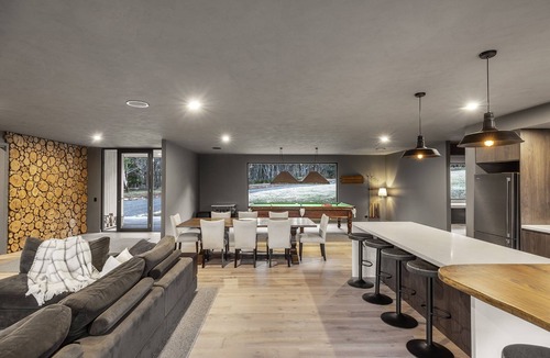 Woodend House | Luxury home set on 20 acres of secluded bushland.