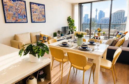 Chinatown Apartment | Luxury level 23 retreat - 1 min to Darling Harbour