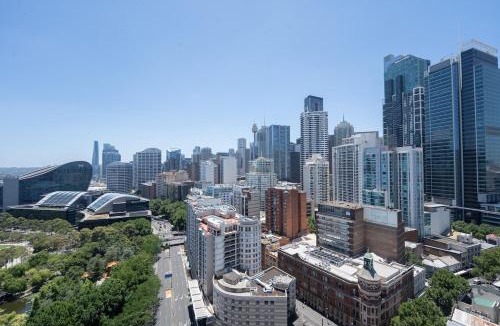 Chinatown Apartment | Luxury level 23 retreat - 1 min to Darling Harbour