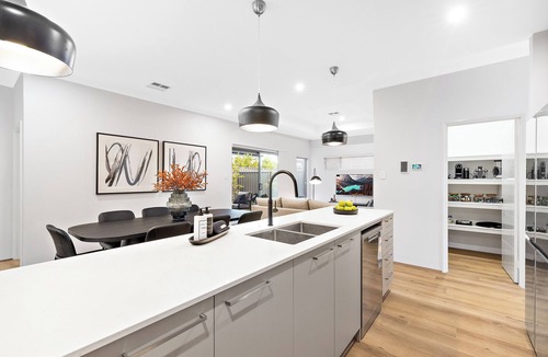 Victoria Park House | Luxury, Location, and Step-Free Ease — All in One.