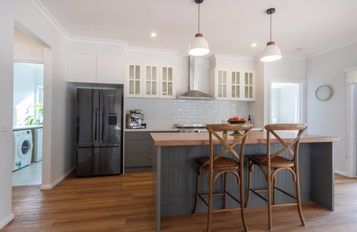 Newstead House | Luxury On Lyons - centrally located in a tranquil, beautiful bush setting.